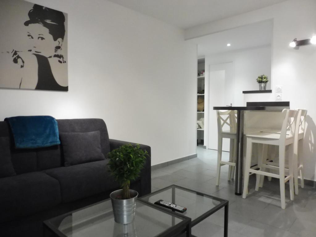 Memorial-Sleep In Normandie Apartment ก็อง ภายนอก รูปภาพ
