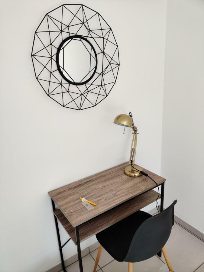Memorial-Sleep In Normandie Apartment ก็อง ภายนอก รูปภาพ